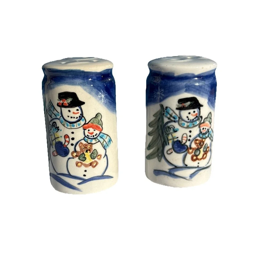 Stoneware SNOWMAN Blue White Salt & Pepper Shakers‎